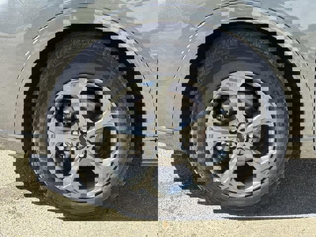 Used 2024 Ford Escape ST-Line w/ Cold Weather Package image 6