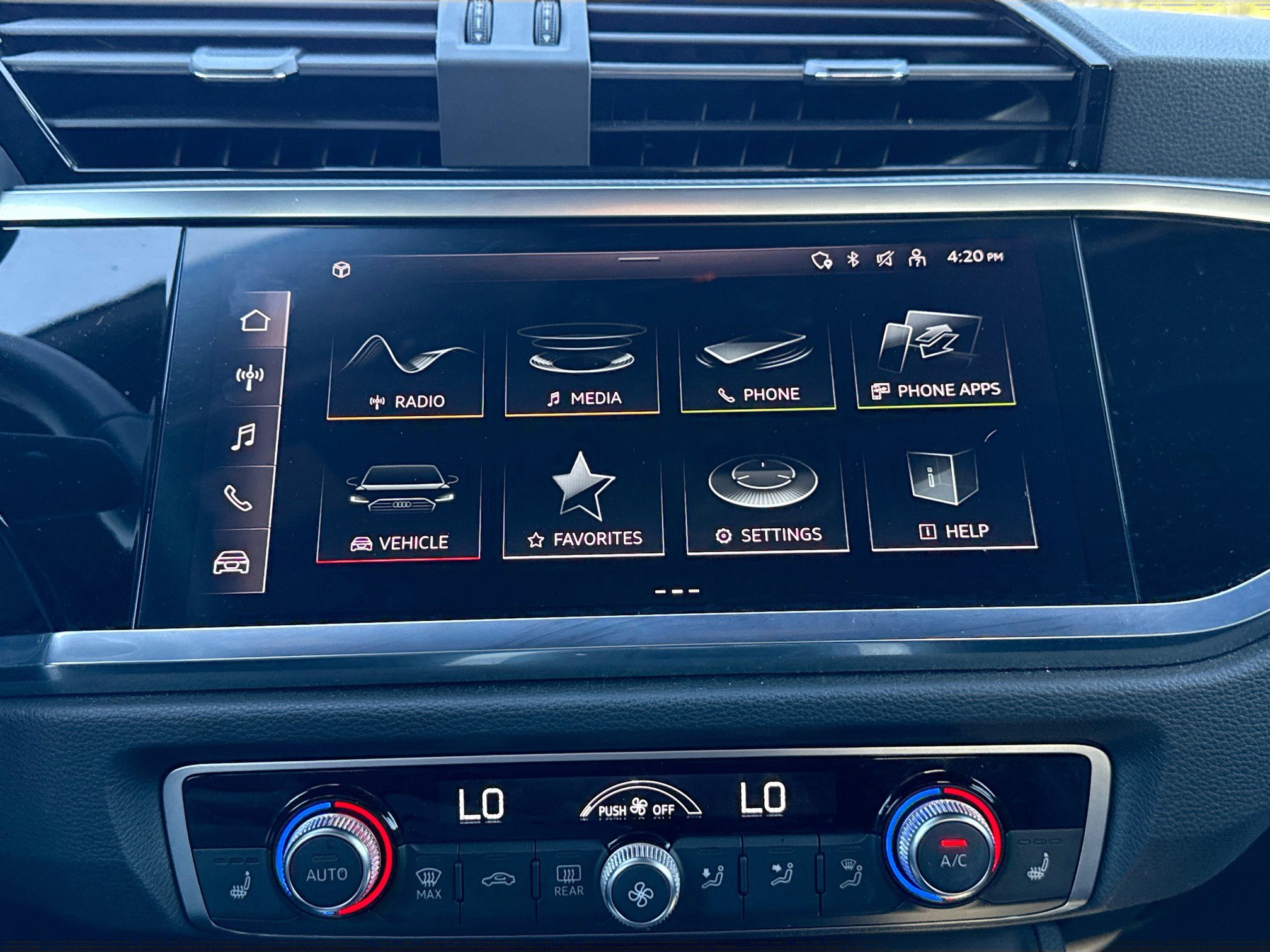 Certified 2025 Audi Q3 2.0T Premium image 29