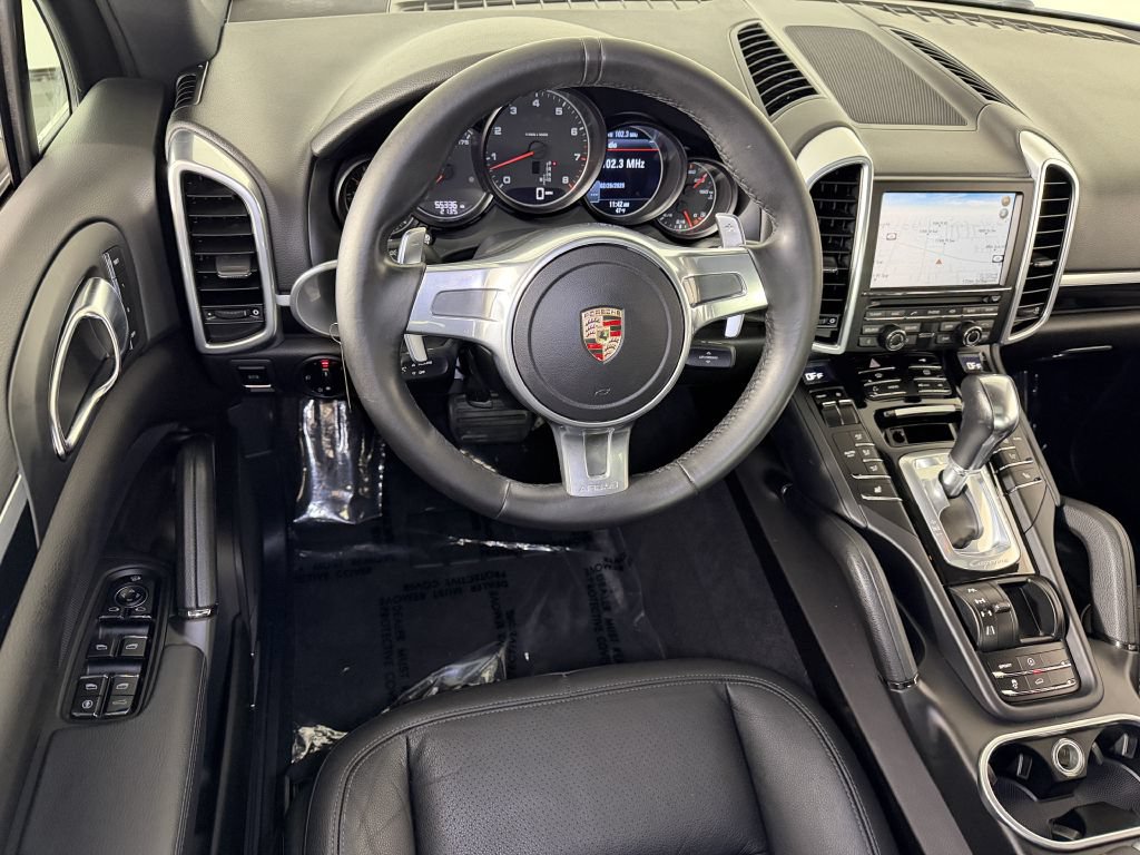 Used 2011 Porsche Cayenne AWD/4WD image 12