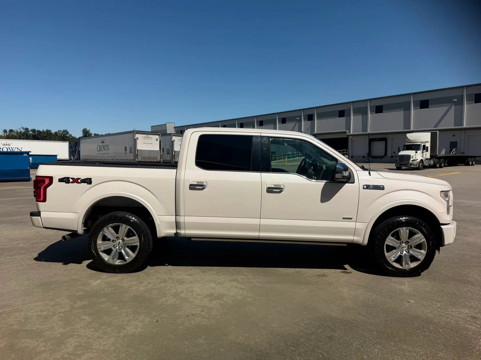 Used 2016 Ford F150 Platinum w/ Equipment Group 701A Luxury AWD/4WD image 7