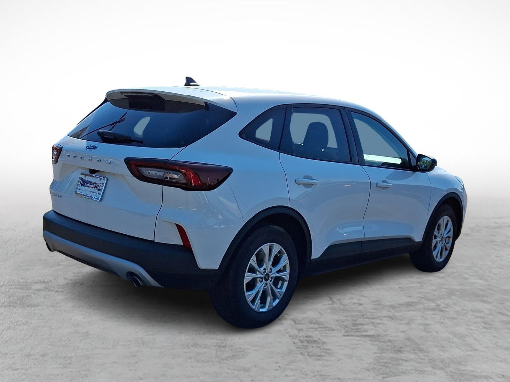 Used 2025 Ford Escape Active FWD image 5