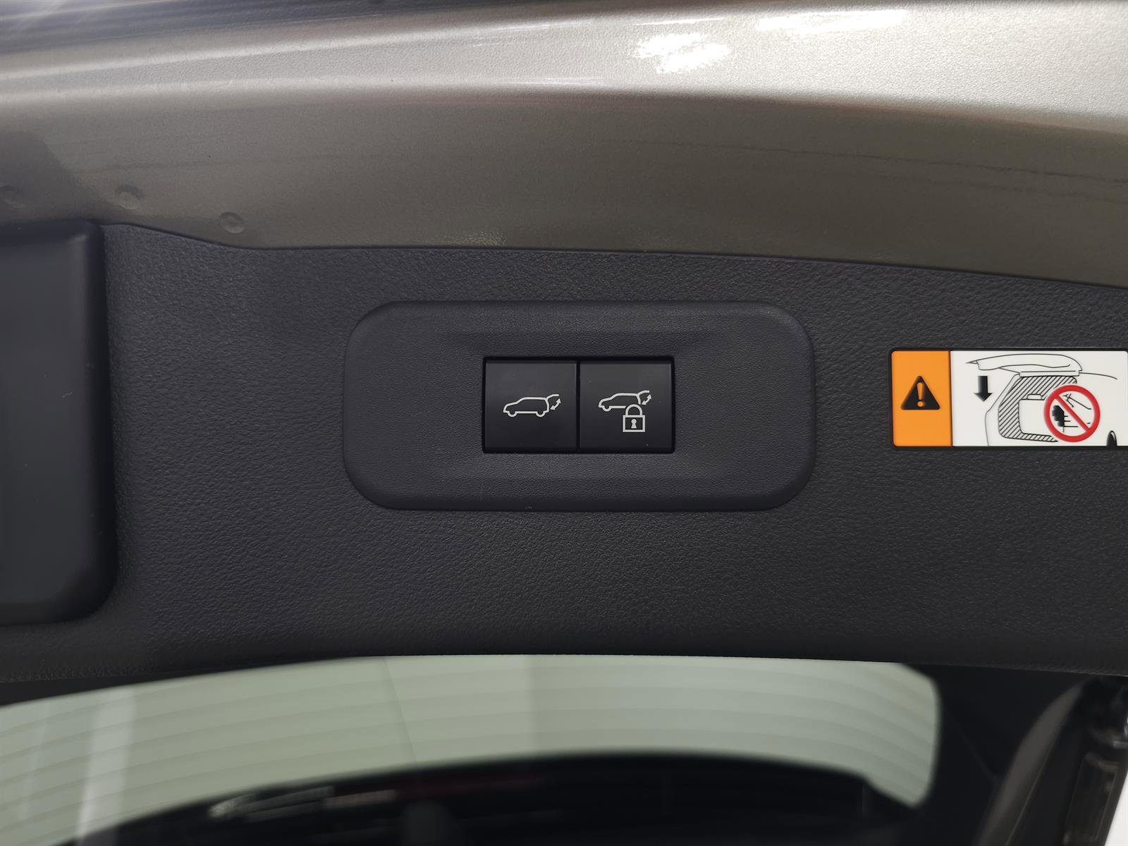 Used 2025 Lexus NX 350 AWD w/ Cold Area Package image 9