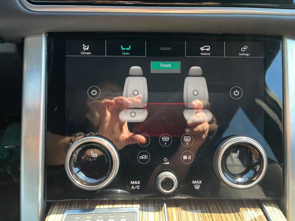 Used 2018 Land Rover Range Rover Supercharged image 16