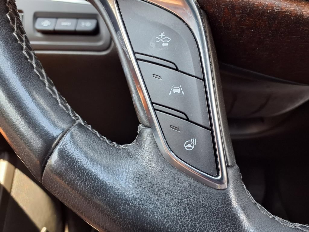 Used 2020 Cadillac XT5 Premium Luxury FWD image 13