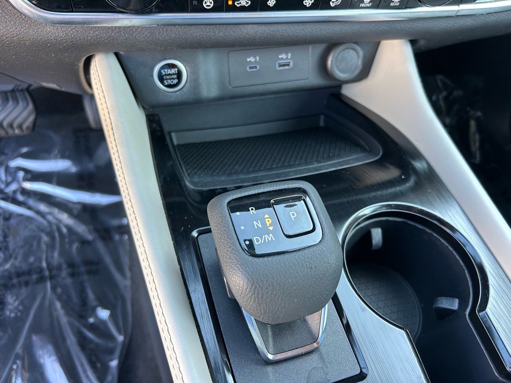 Used 2023 Nissan Rogue SL image 23