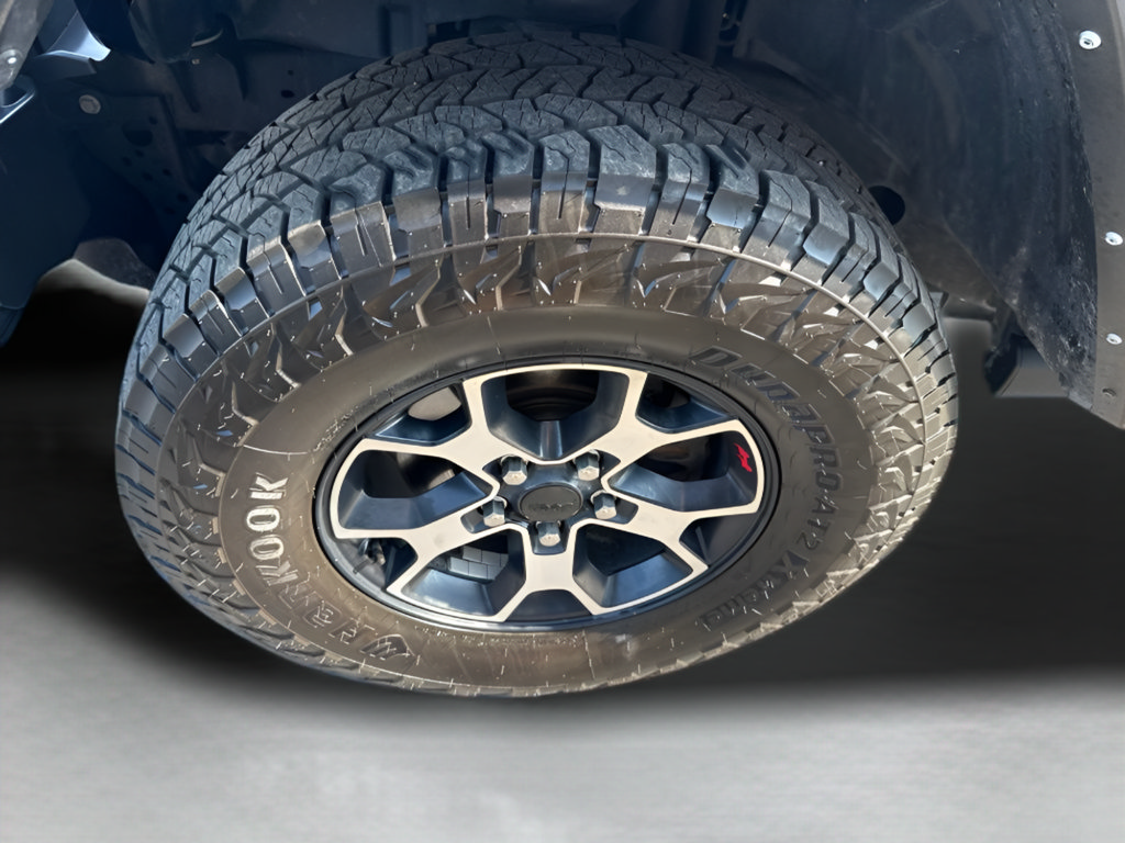 Used 2022 Jeep Wrangler Unlimited Rubicon w/ Cold Weather Group AWD/4WD image 21