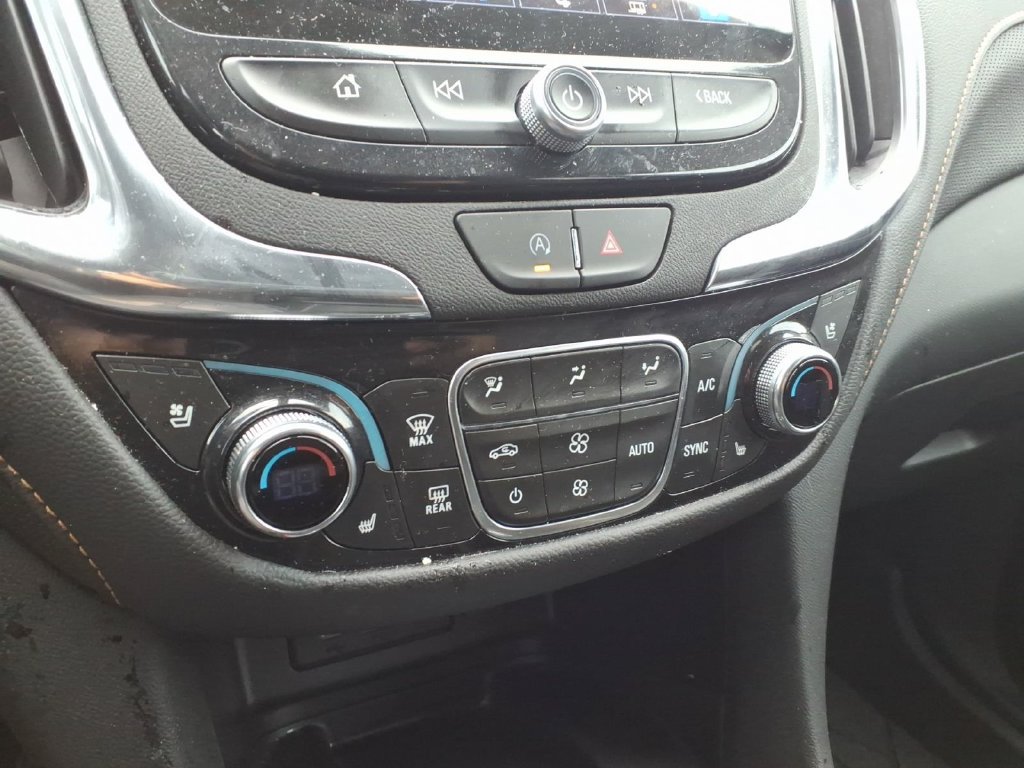 Used 2024 Chevrolet Equinox Premier AWD/4WD image 20
