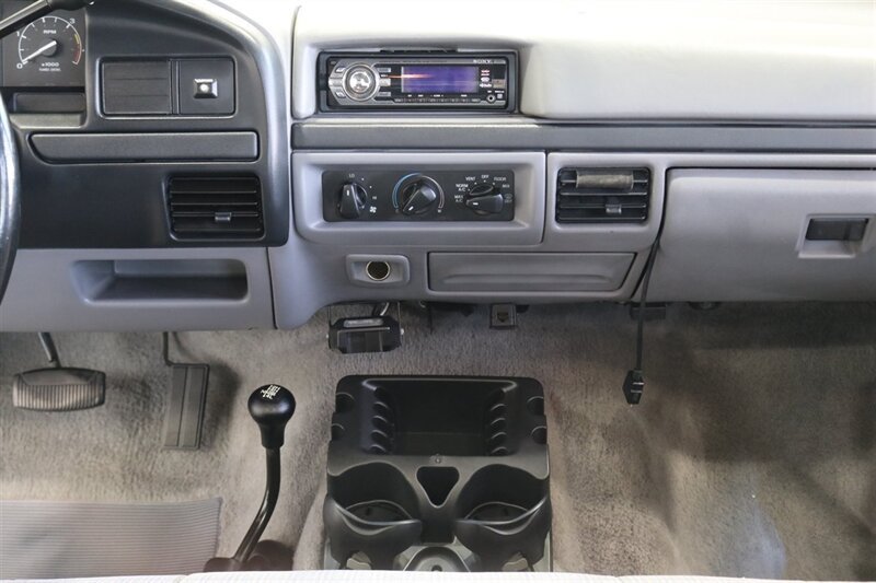 Used 1996 Ford F250 4x4 Regular Cab image 19