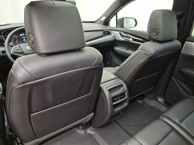 Certified 2023 Cadillac XT5 Premium Luxury w/ LPO, Floor Liner Package AWD/4WD image 23