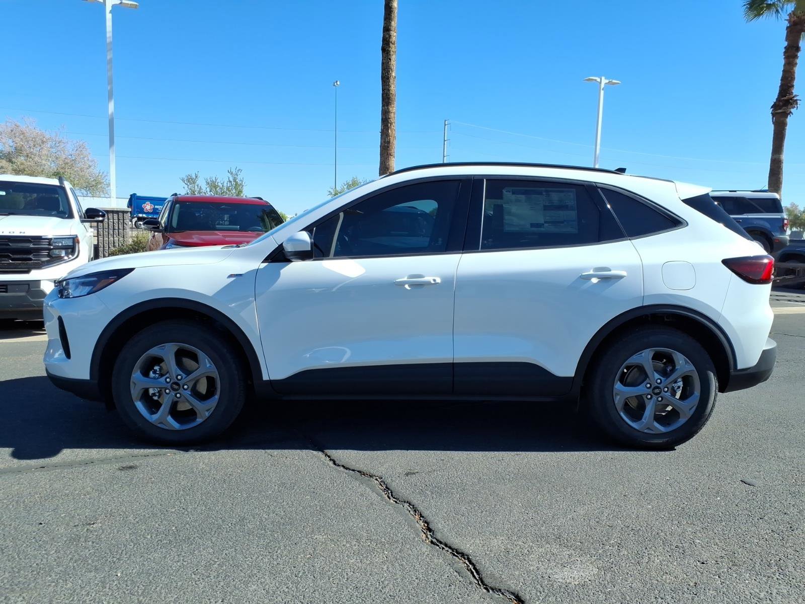 New 2026 Ford Escape ST-Line Select w/ Tech Pack #2 AWD/4WD image 2