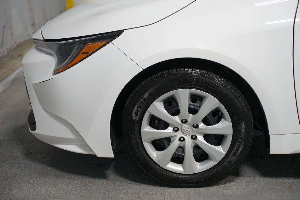 Certified 2024 Toyota Corolla LE image 5