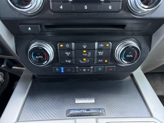Used 2018 Ford F150 Lariat w/ Equipment Group 502A Luxury AWD/4WD image 14