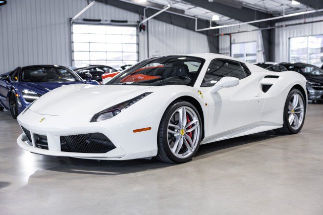 Used 2018 Ferrari 488 Spider RWD image 2