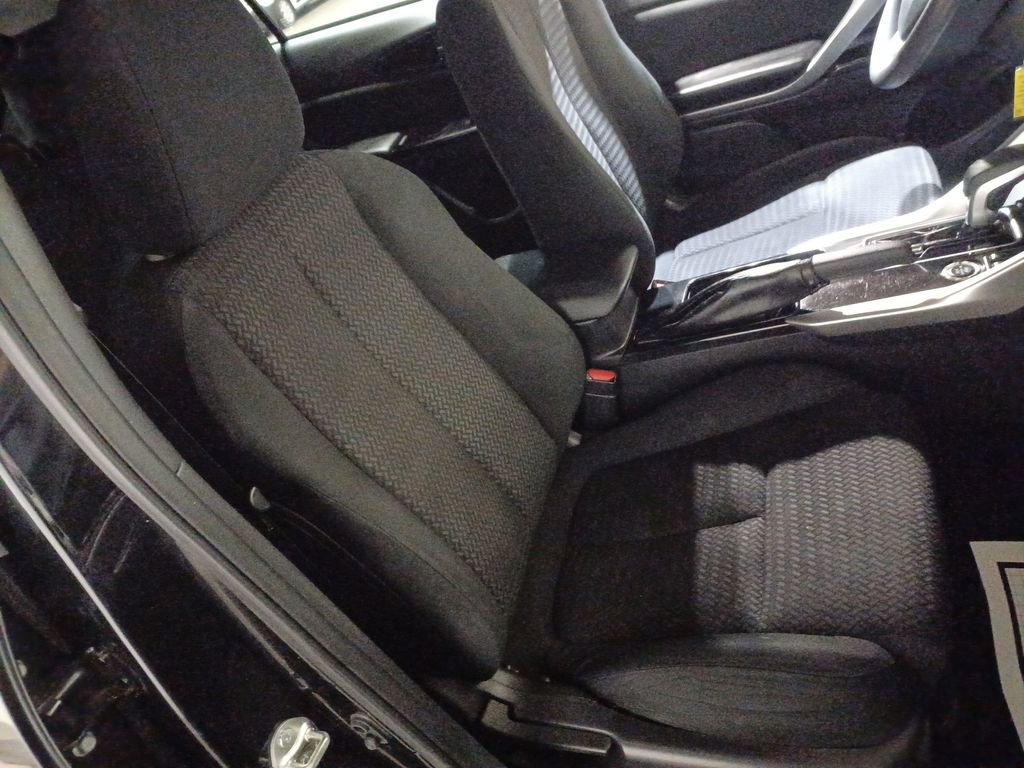 Used 2022 Mitsubishi Eclipse Cross LE image 23