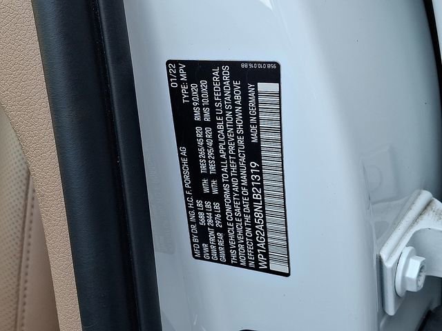Certified 2022 Porsche Macan S AWD/4WD image 29