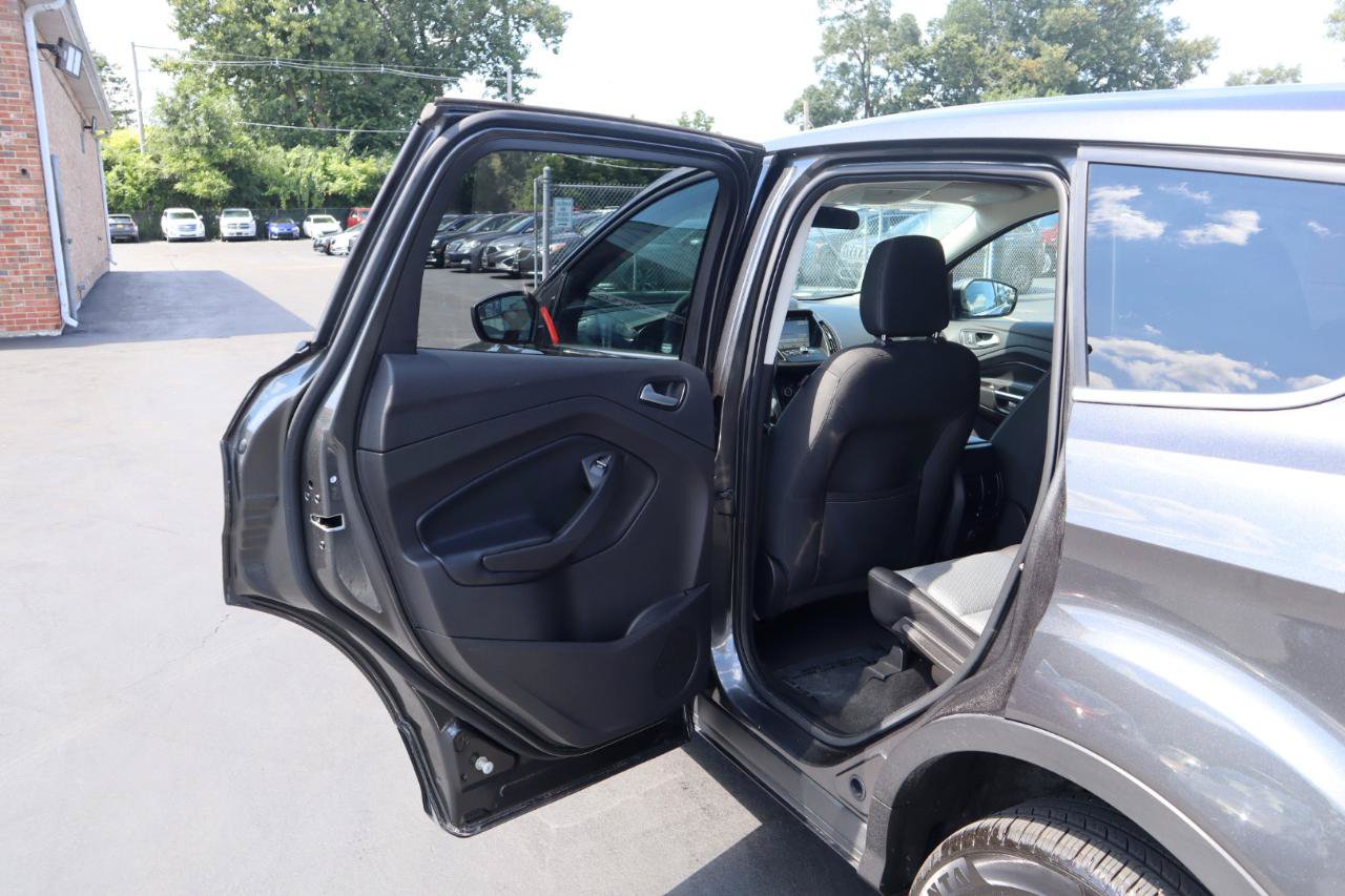Used 2019 Ford Escape SE AWD/4WD image 16
