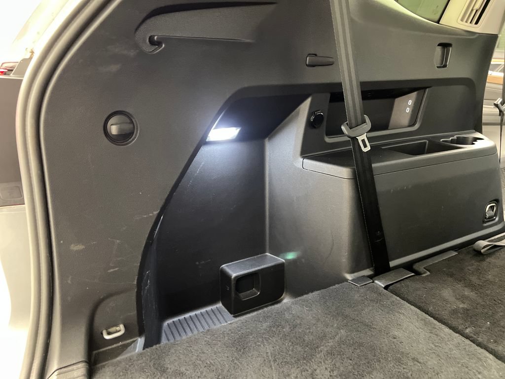 Used 2025 Volkswagen Atlas SE FWD image 43