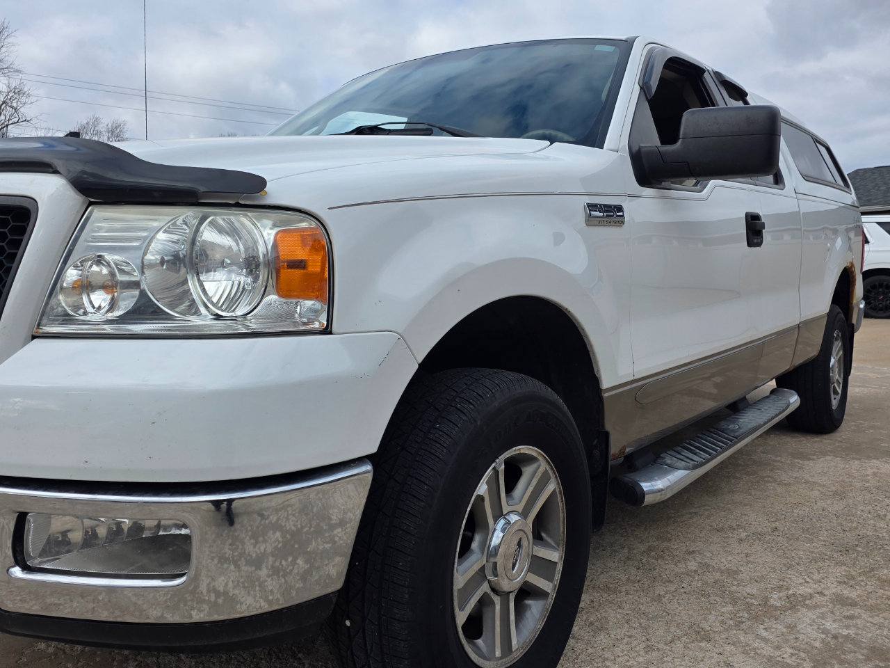 Used 2005 Ford F150 XLT image 23