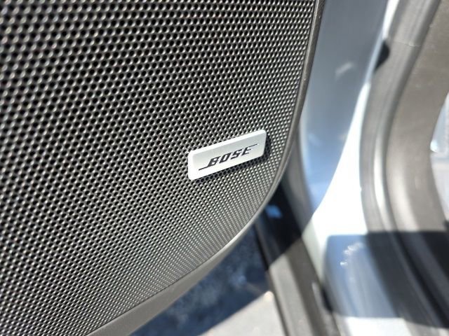 Used 2024 Buick Enclave Premium AWD/4WD image 14