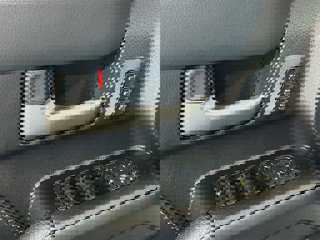 New 2025 Toyota 4Runner Limited image 17