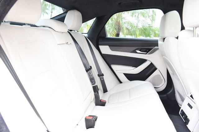 Used 2022 Jaguar XF R-Dynamic SE image 27