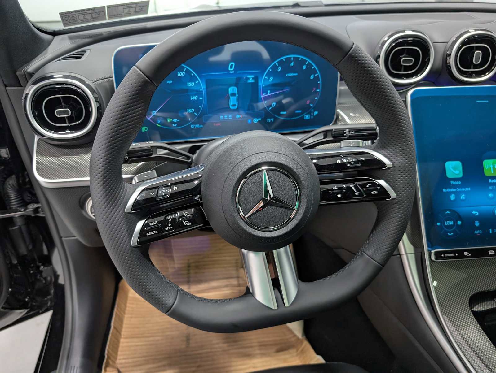 New 2025 Mercedes-Benz C 300 4MATIC Sedan image 32