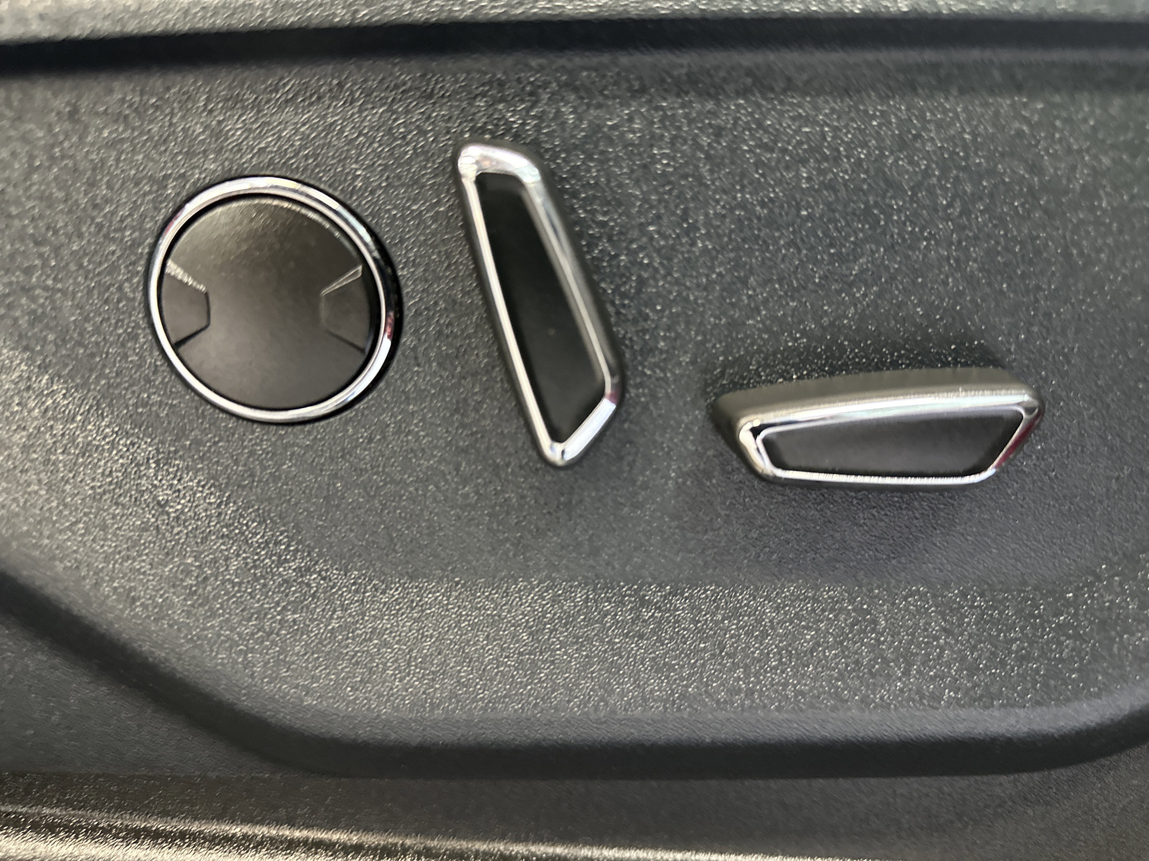 Used 2021 Ford F150 XLT w/ Equipment Group 302A High image 25