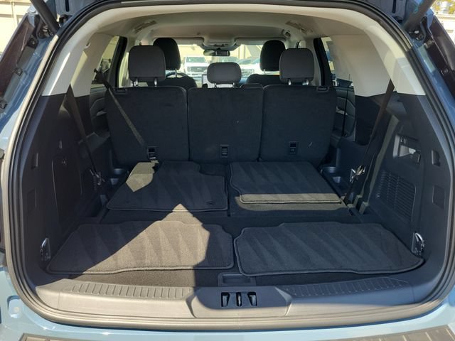 Used 2026 Ford Explorer Active RWD image 21