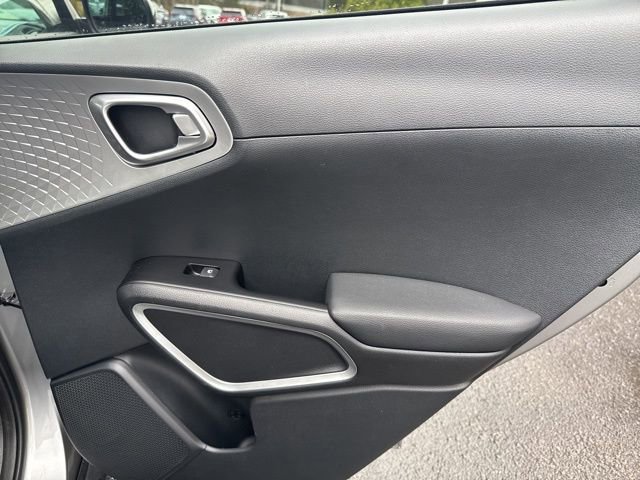 Used 2022 Kia Soul LX w/ Technology Package image 40