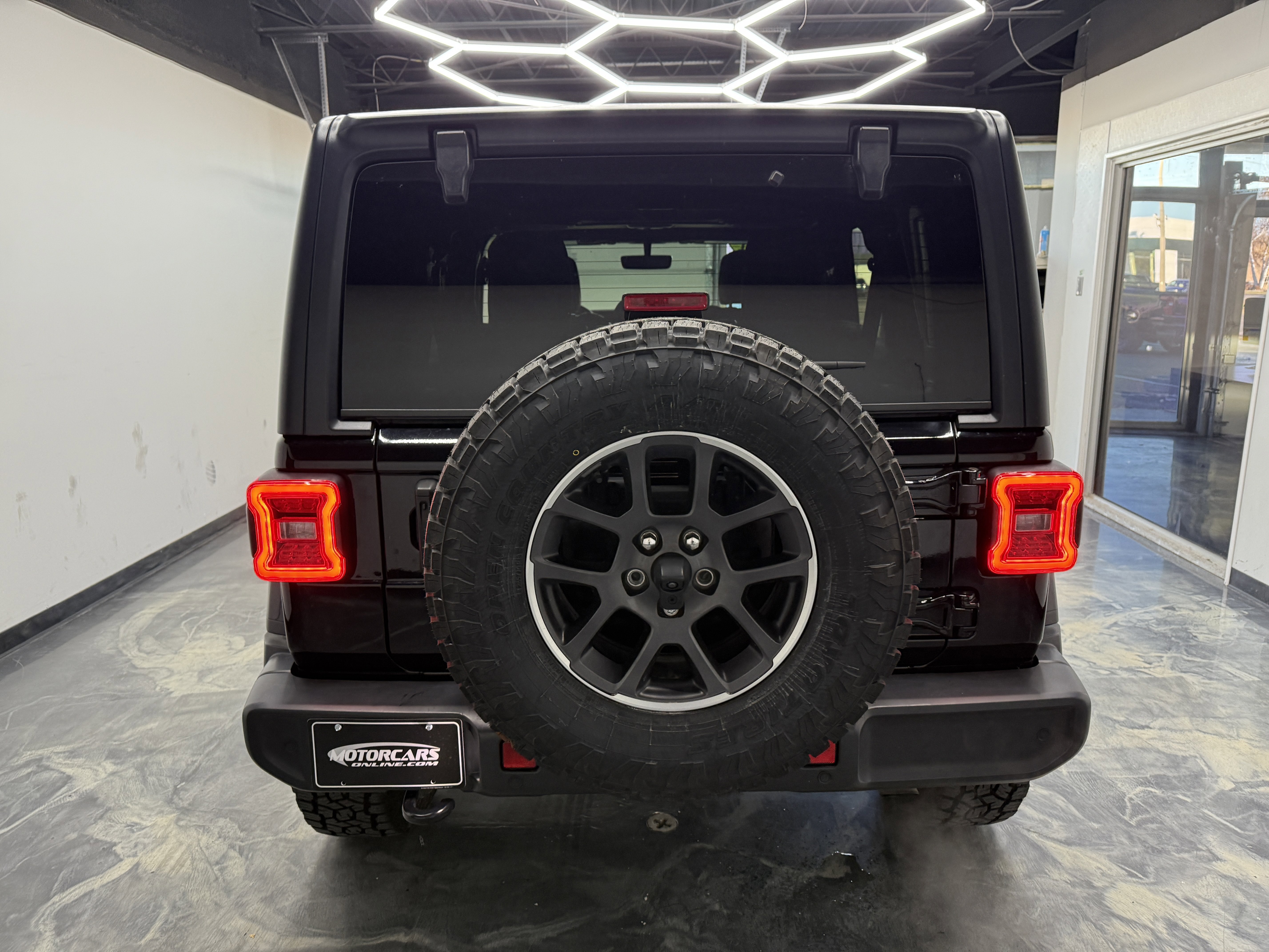 Used 2021 Jeep Wrangler Unlimited Sahara image 4