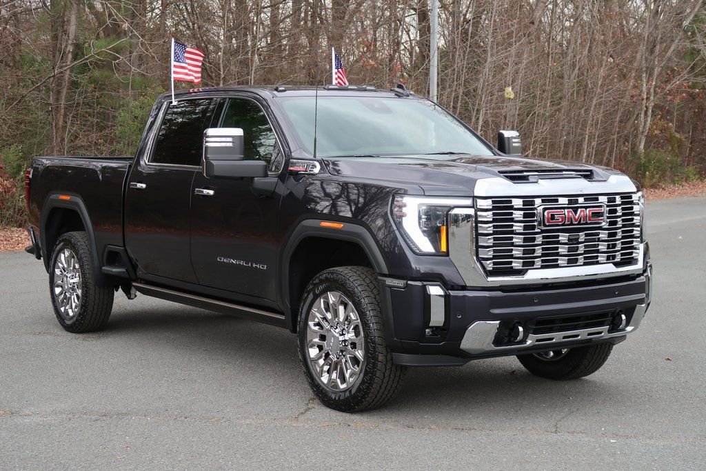 New 2026 GMC Sierra 2500 Denali w/ Denali Reserve Package image 3