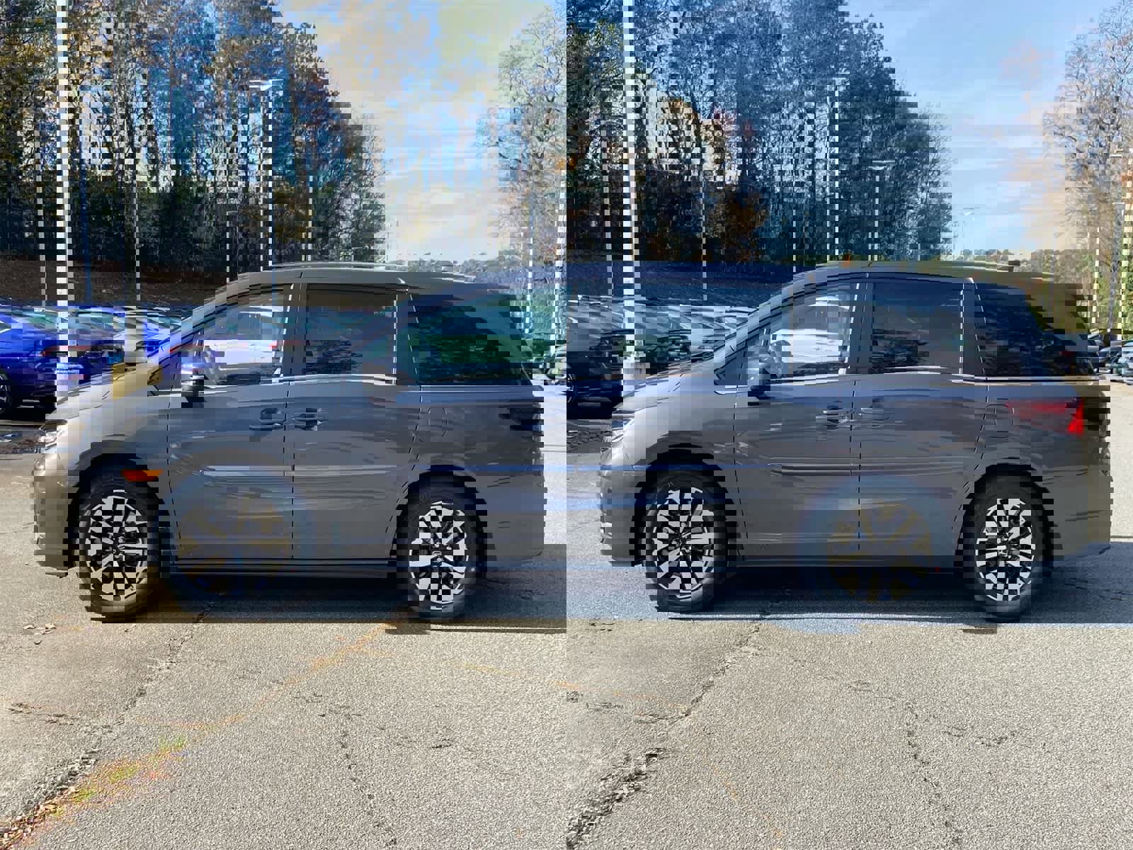 New 2026 Honda Odyssey EX-L image 2