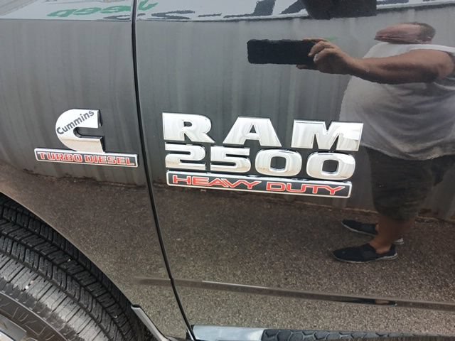 Used 2017 RAM 2500 Tradesman w/ Chrome Appearance Group AWD/4WD image 9