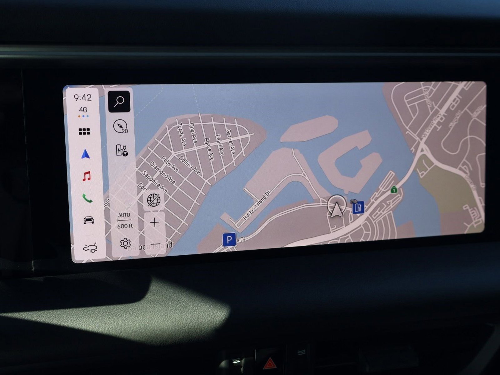 New 2026 Porsche Macan Electric image 18