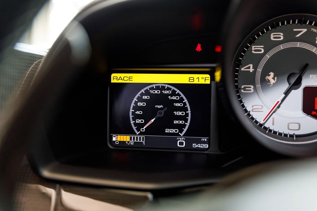 Used 2015 Ferrari 458 Speciale Coupe image 44