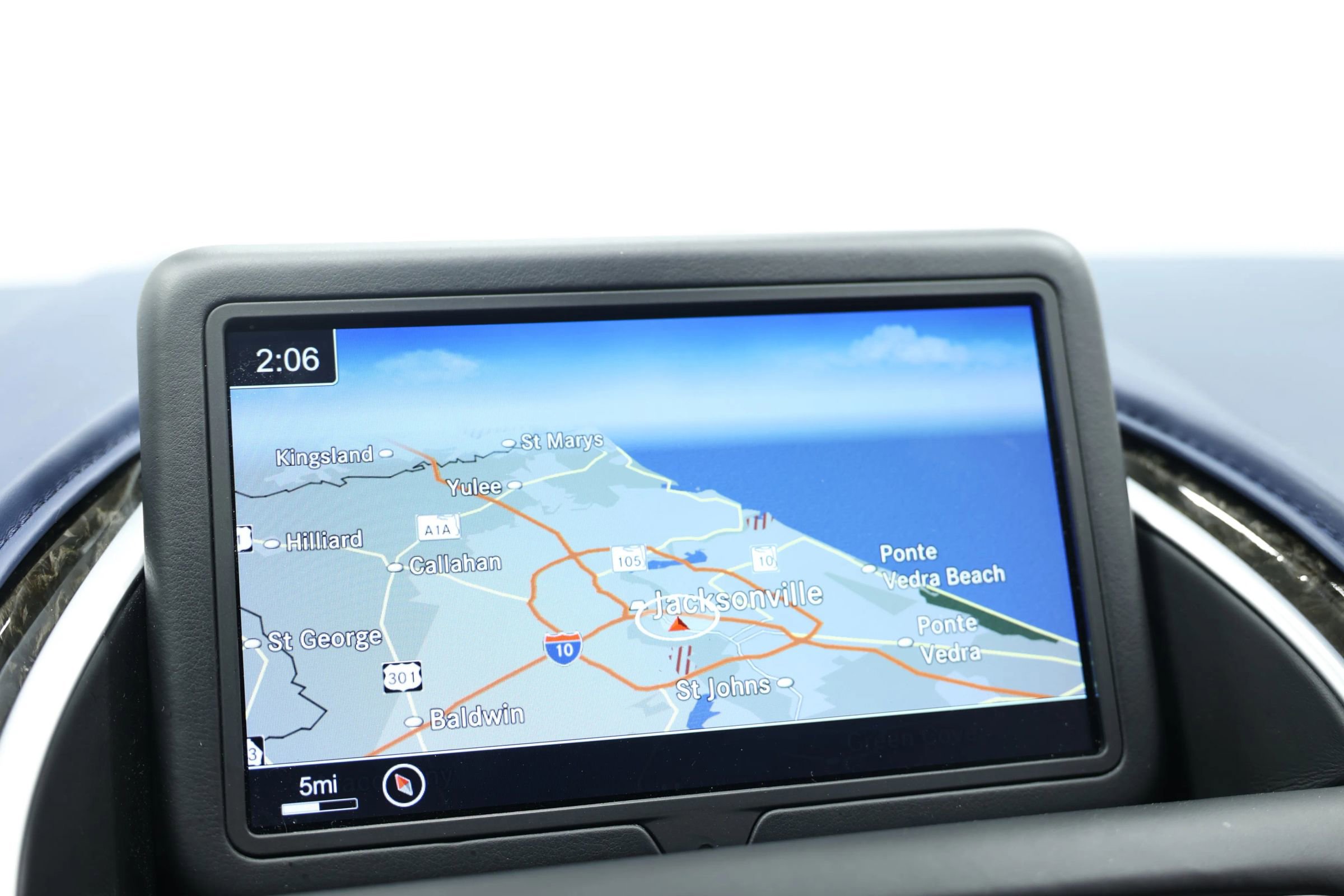 Used 2017 Aston Martin DB11 V12 image 39