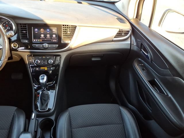 Used 2021 Buick Encore Preferred AWD/4WD image 16