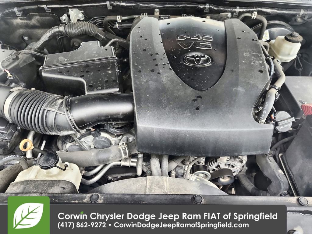 Used 2020 Toyota Tacoma TRD Sport image 35