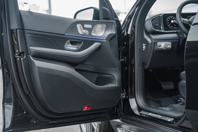 New 2026 Mercedes-Benz GLS 450 4MATIC image 37