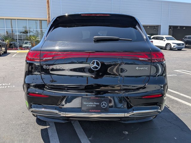 Certified 2023 Mercedes-Benz EQS 580 4MATIC SUV image 7
