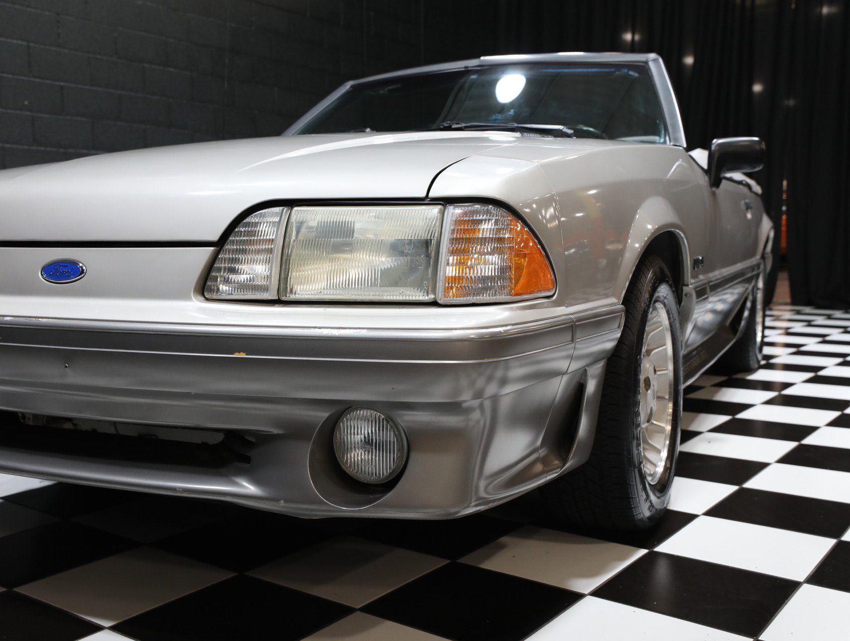 Used 1990 Ford Mustang GT image 15