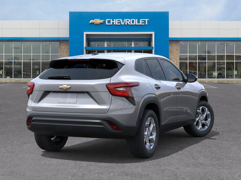 New 2026 Chevrolet Trax LS w/ LS Convenience Package FWD image 4