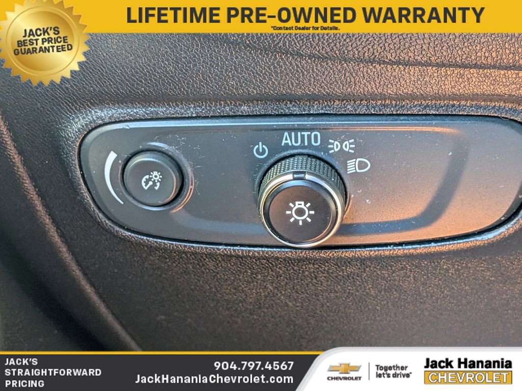 Used 2018 Chevrolet Equinox LT FWD image 23