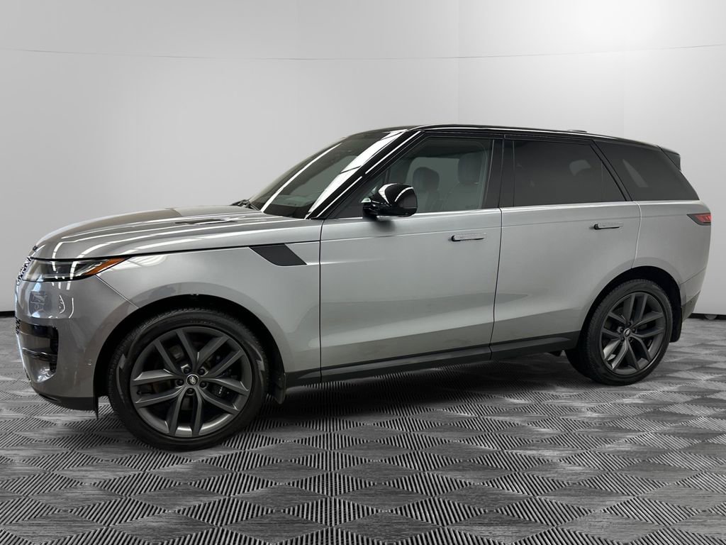 Used 2024 Land Rover Range Rover Sport SE