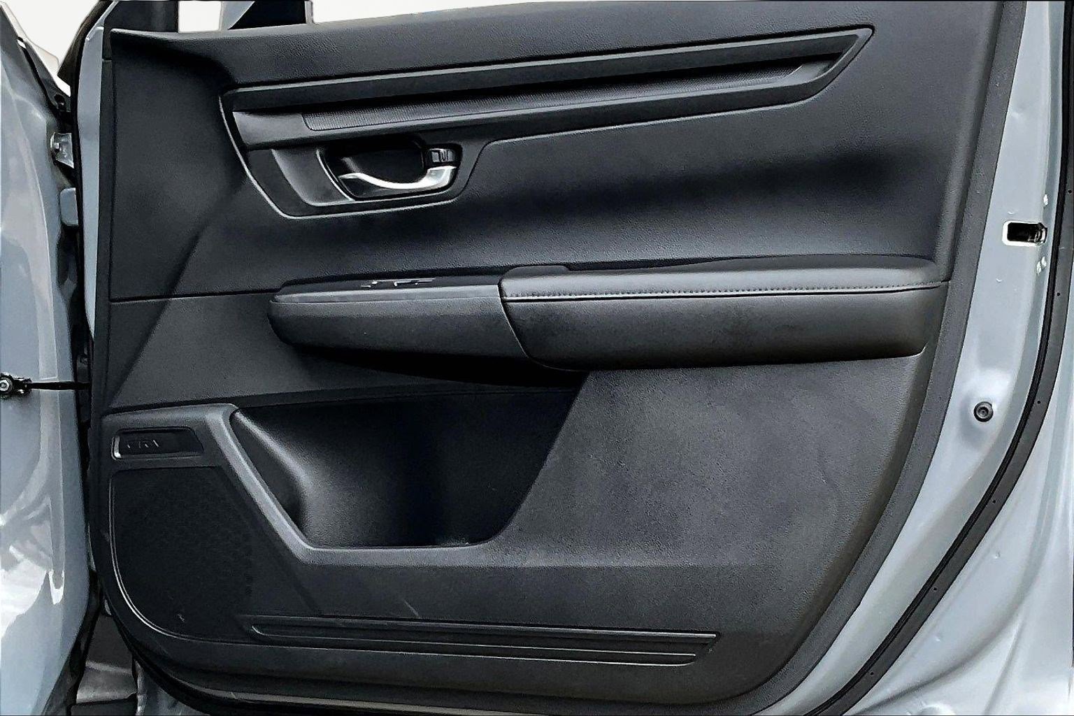 Used 2025 Honda CR-V EX image 27