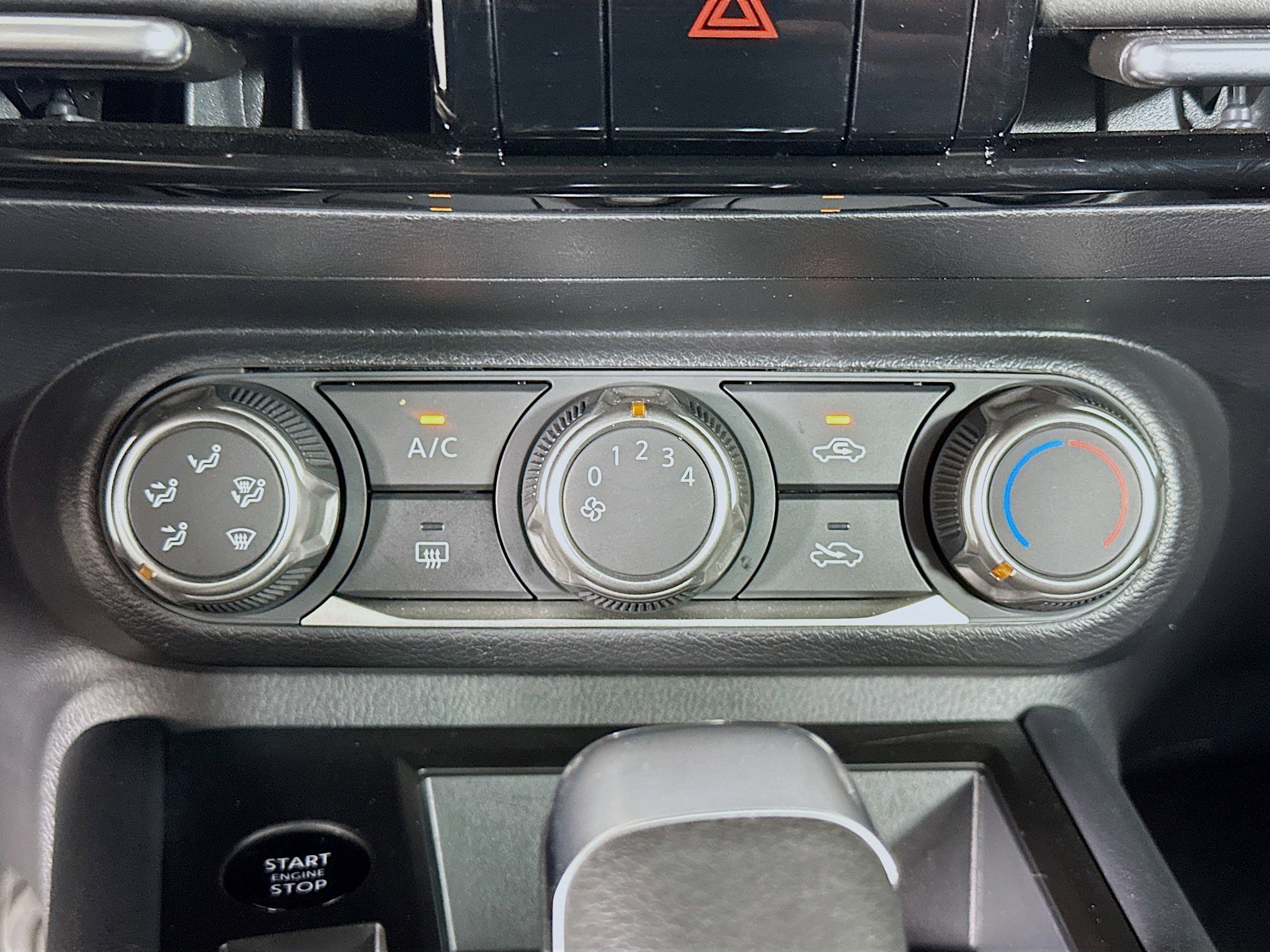 Used 2025 Nissan Kicks S image 22