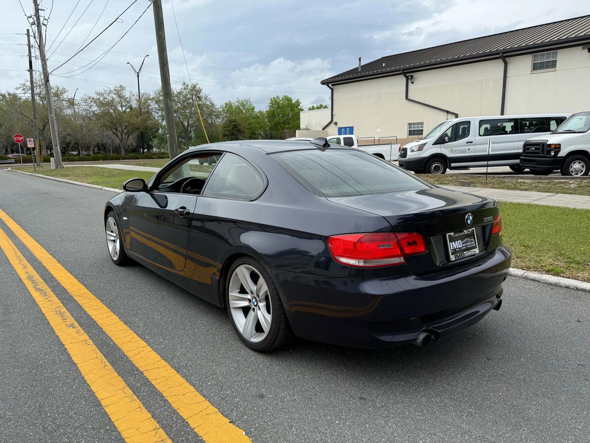Used 2009 BMW 335i Coupe w/ Premium Pkg image 6