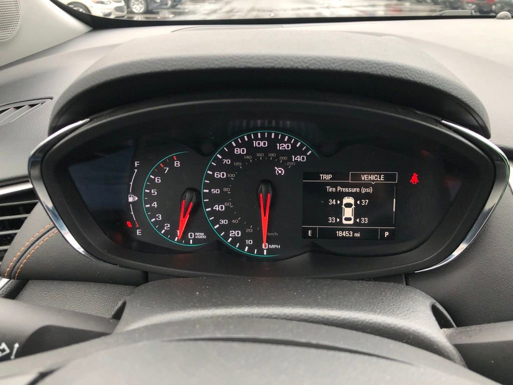 Used 2022 Chevrolet Trax LT w/ LT Convenience Package image 25