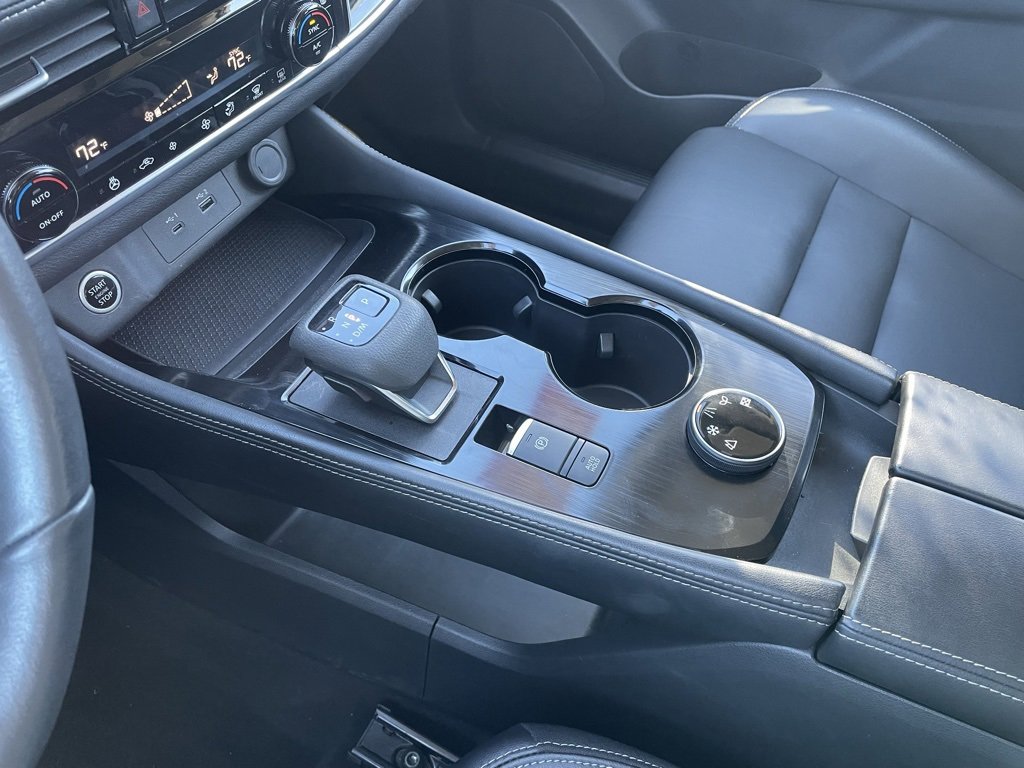 Used 2023 Nissan Rogue SL image 20