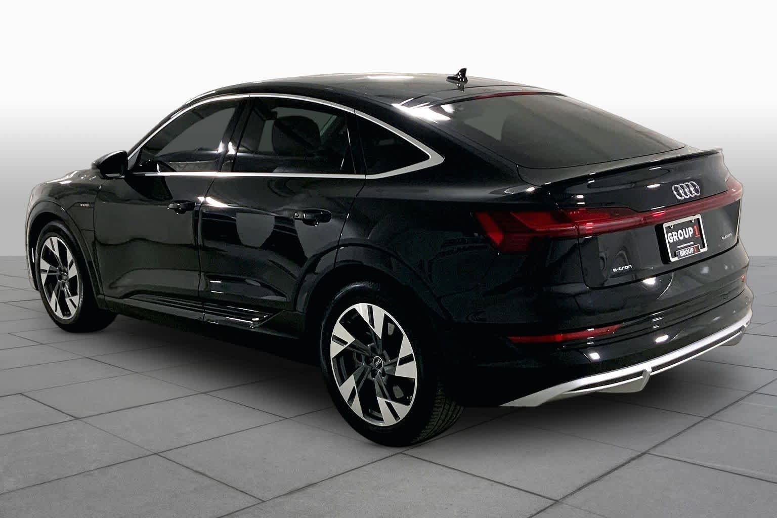 Used 2022 Audi e-tron Premium Plus AWD/4WD image 11